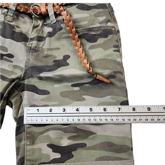 G by Guess Womens Fin Bermuda Short Camouflaged‎ Size 25 (2) - Picture 4 of 8